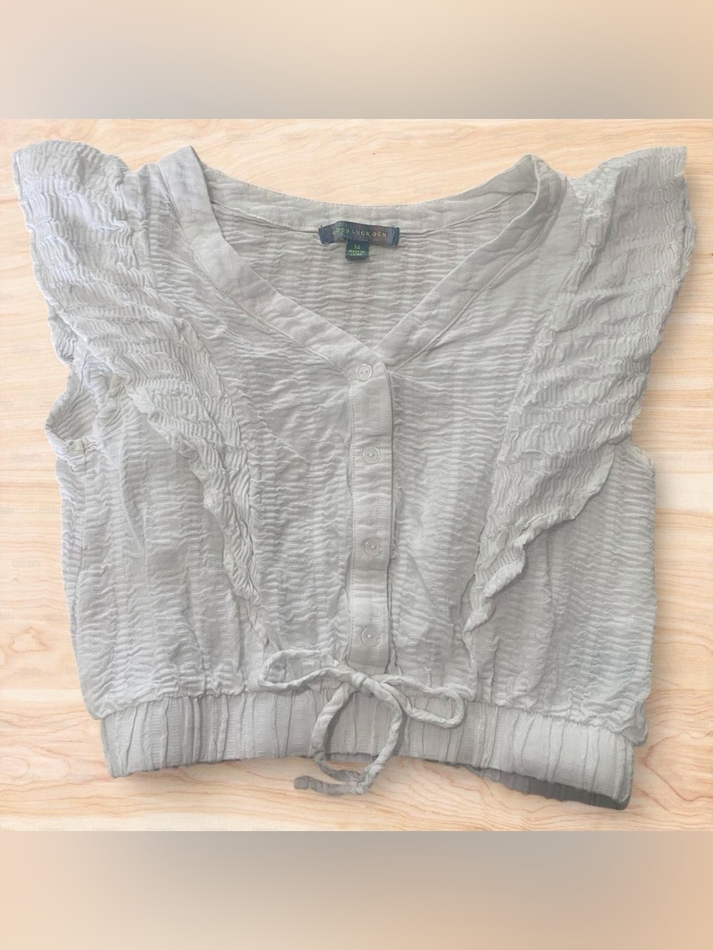 Good Luck Gem Women’s Textured Ruffle Top in White, Medium